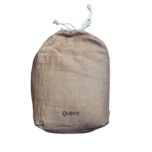 Pre-Owned Quince King Size European Linen Duvet Cover – Unknown Color - Picture 1 of 3